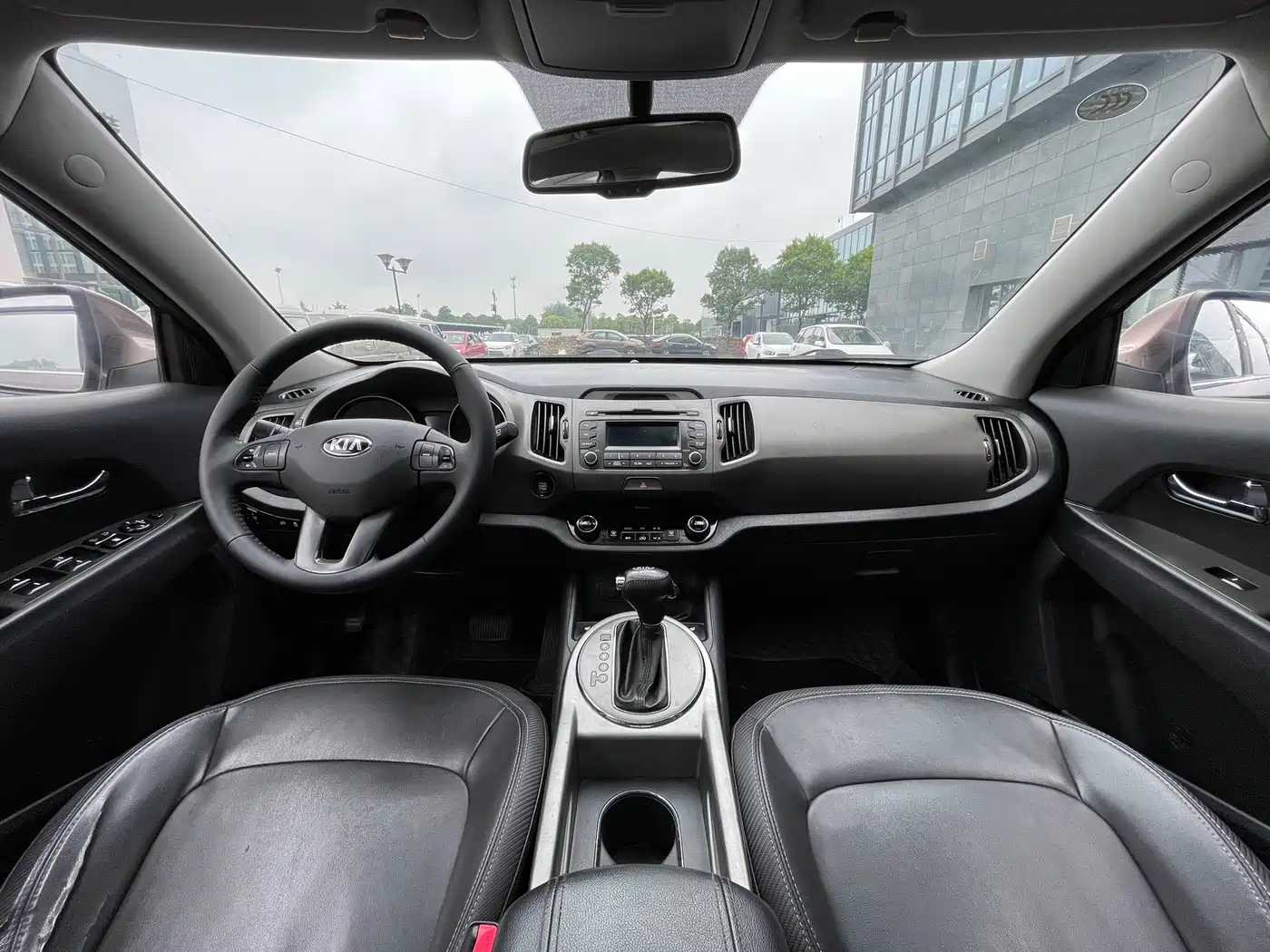 Kia Sportage 2015 2.0L Automatic 2WD DLX фото 8