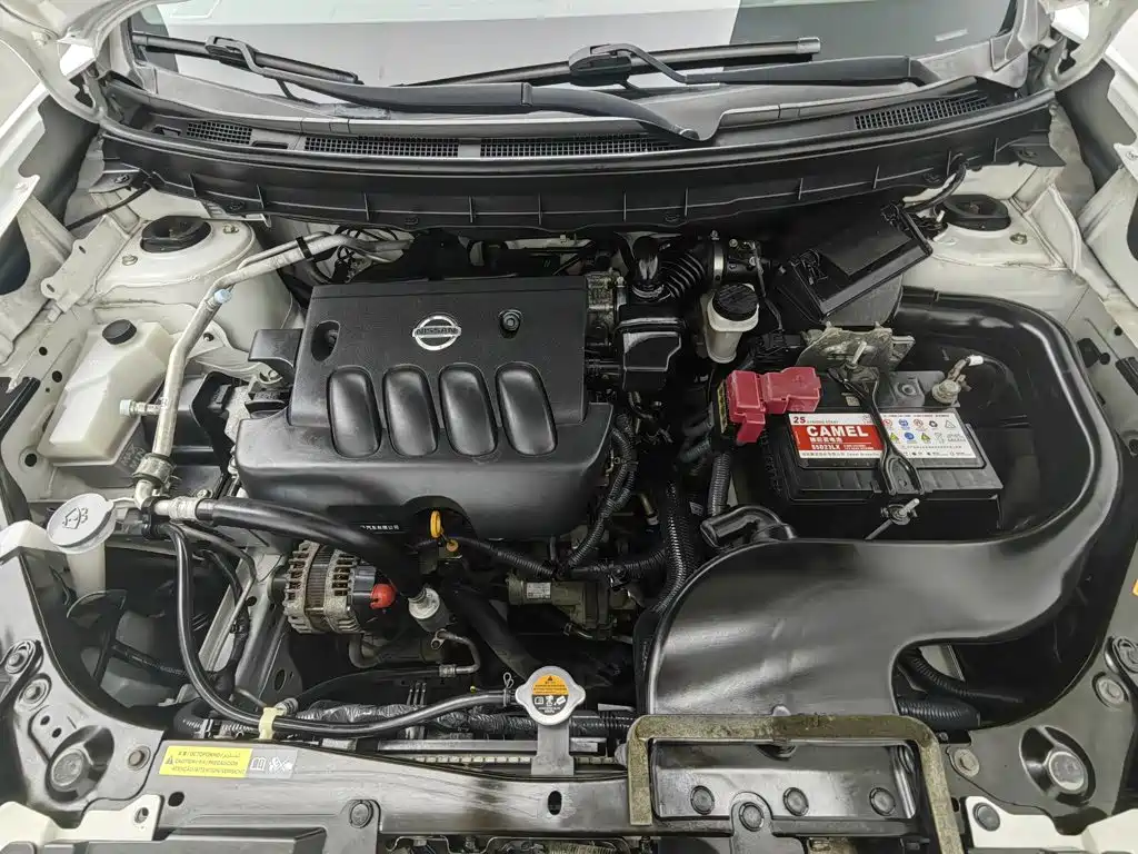 Dongfeng Fengdu MX6 2015 2015 2.0L CVT 4WD Dream Edition