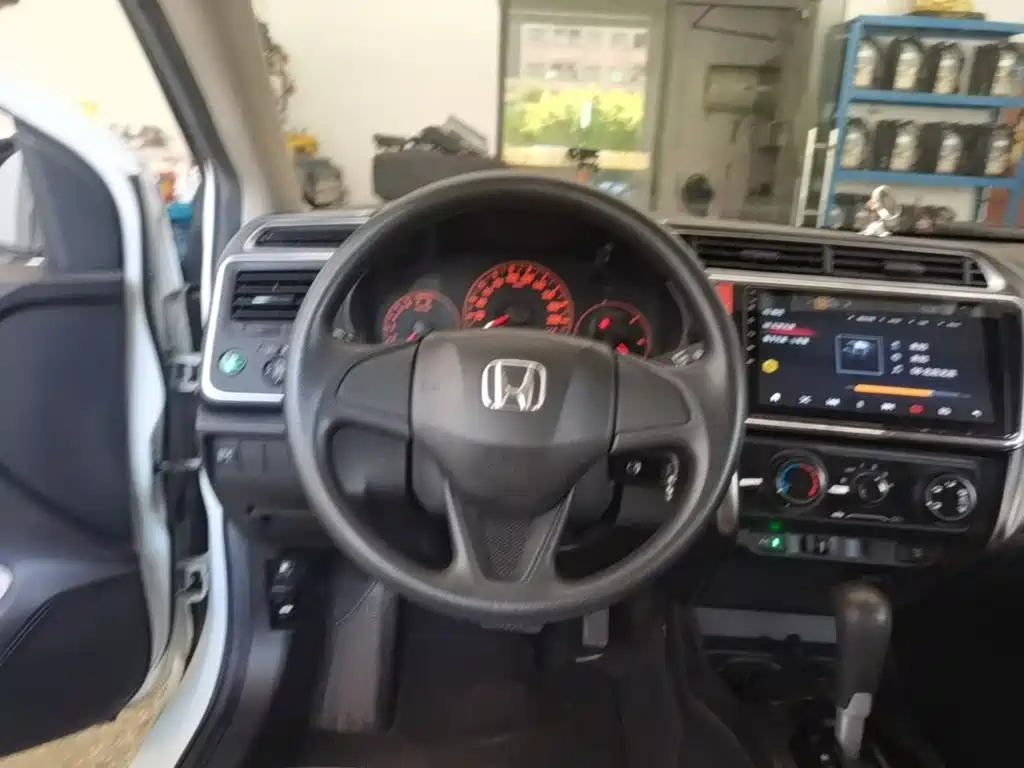 Honda Greiz 2018 2016 1.5L CVT Classic Edition