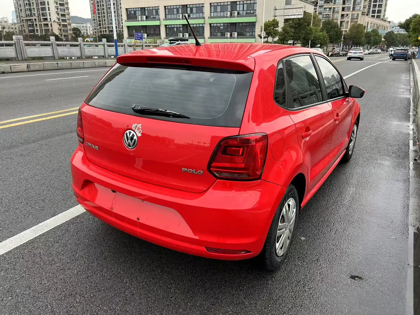 Volkswagen Polo 2016 1.4L Automatic Trend фото 8