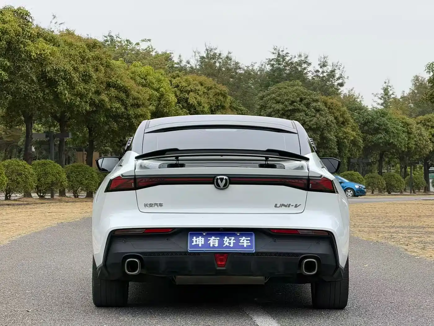 CHANGAN UNI V