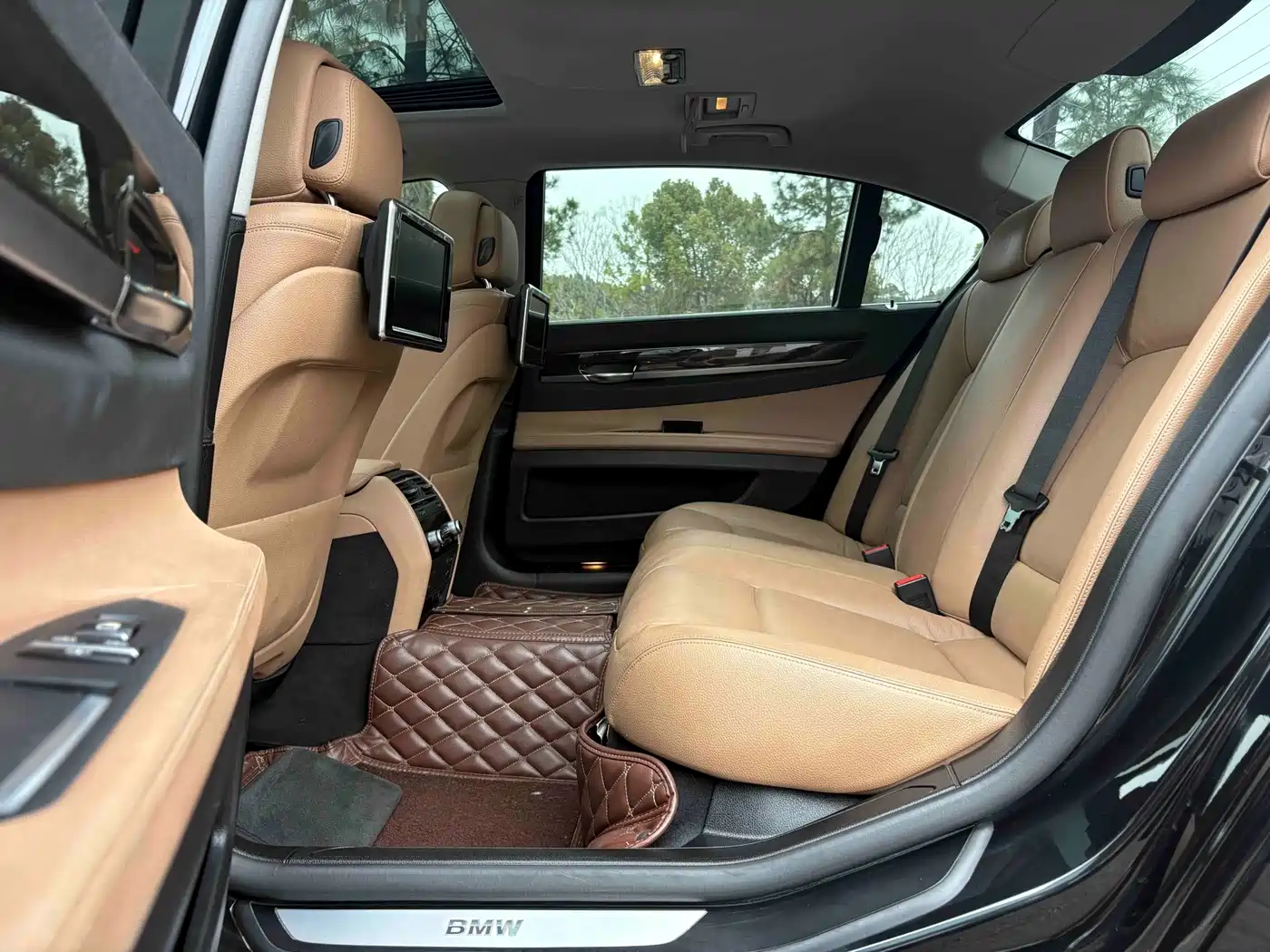 BMW 7 Series 2014 730Li Premium фото 17