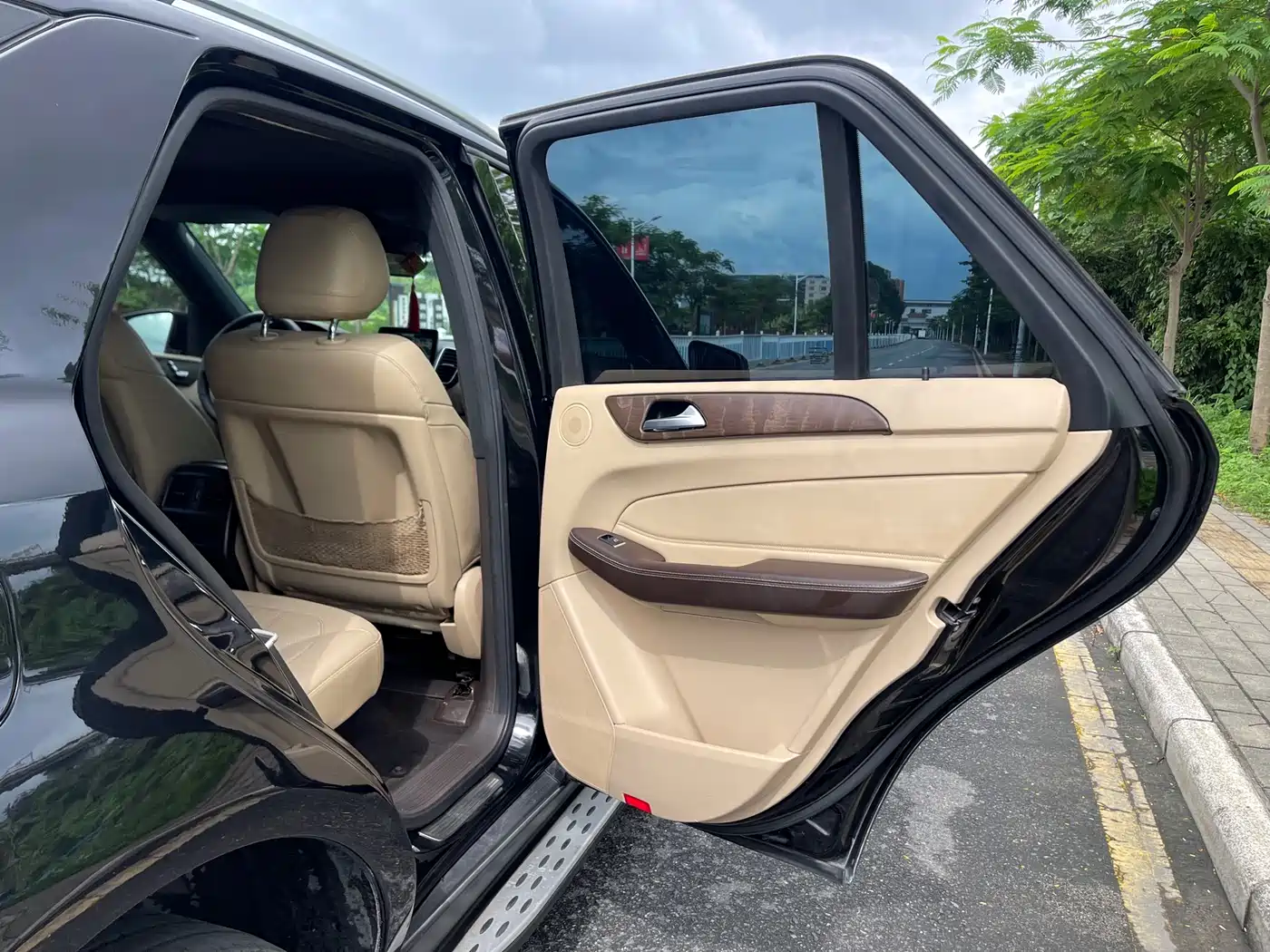 Mercedes-Benz GLE 2017 GLE 320 4MATIC Dynamic фото 16