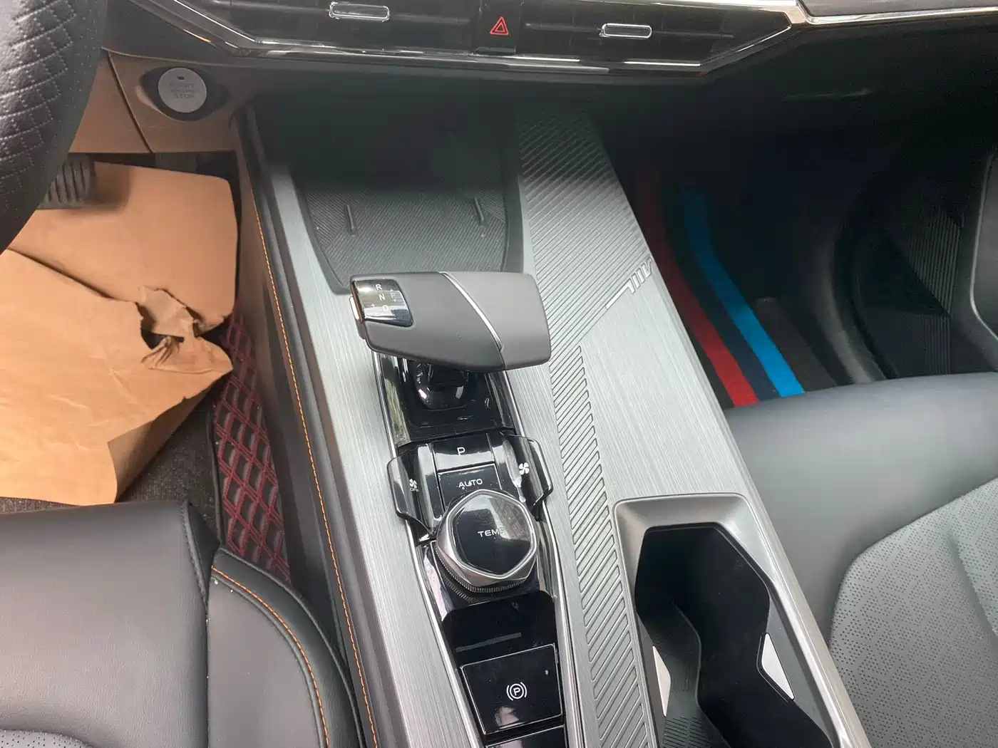 CHANGAN CHANGAN AUCHAN Z6