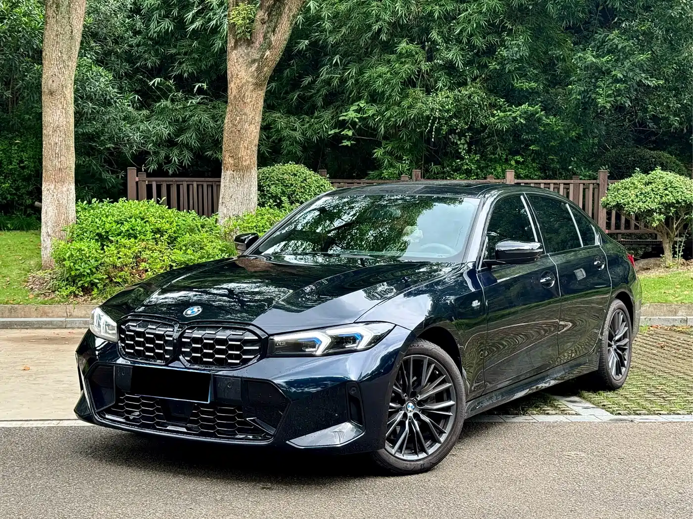 Фото 1 - BMW 3 Series