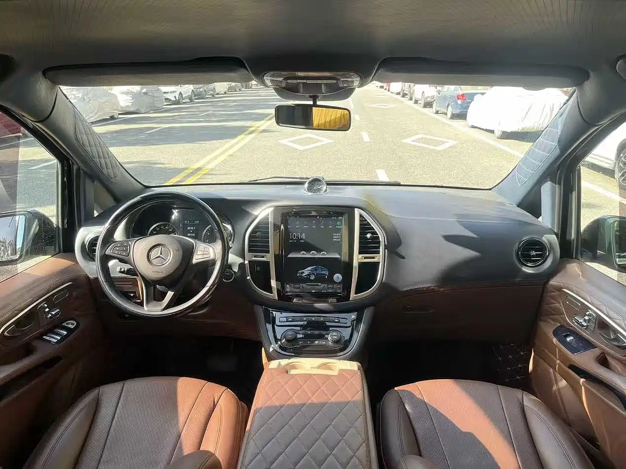 Mercedes-Benz Vito 2018 2.0T Elite 8-seater China V фото 4