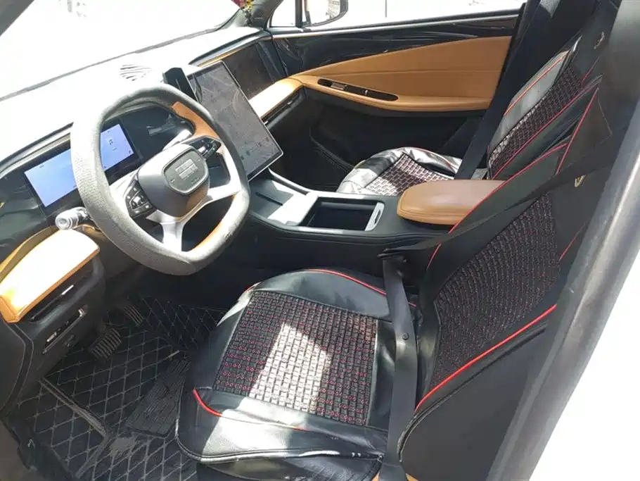 Geely Galaxy Galaxy L7 2024 1.5T 115km PLUS Soaring Dragon Edition фото 9