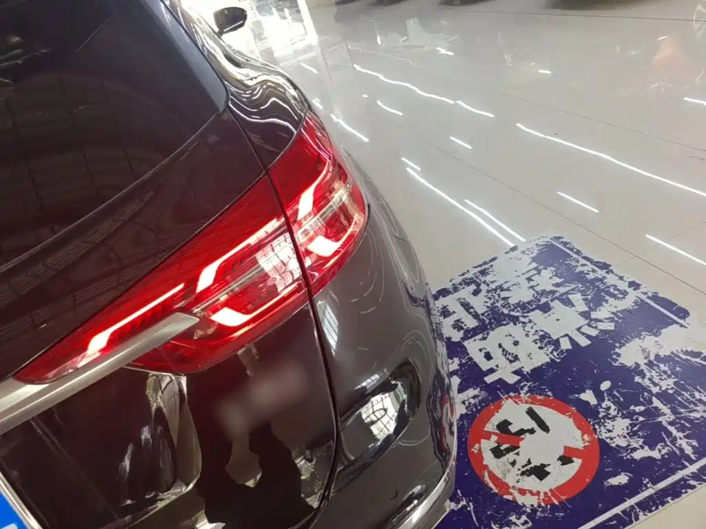Hongqi HS5 2019 2019 2.0T Smart Connect Enjoy 4WD Edition