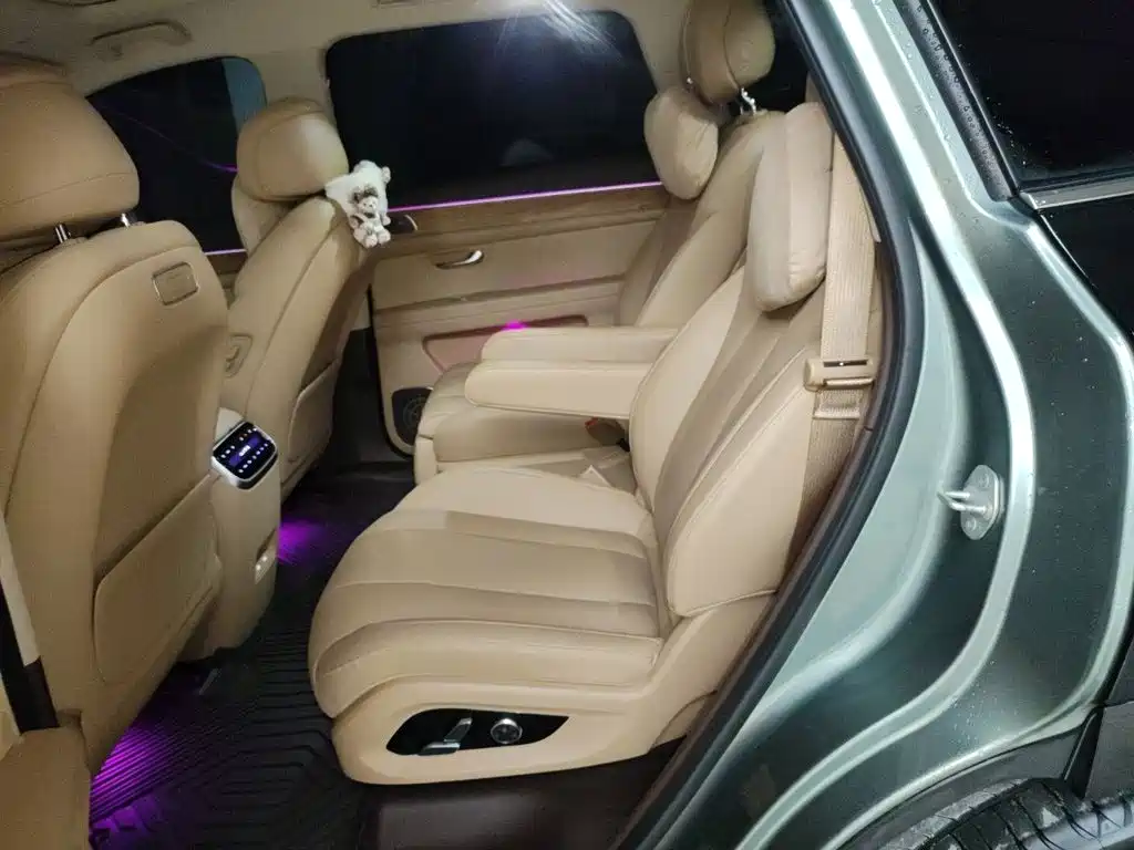 Aito M7 2023 2024 1.5T Smart AWD Max 6-Seater