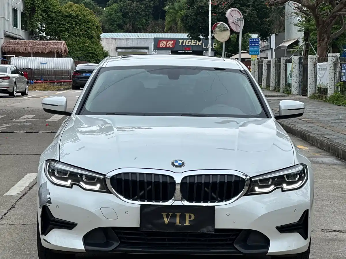 BMW 3 Series 2021 325i M Sport Package фото 2