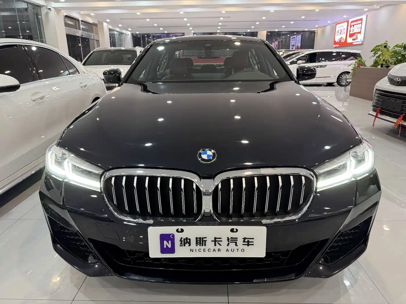 BMW 5 Series 2022 Facelift 530Li Leading M Sport Package фото 2