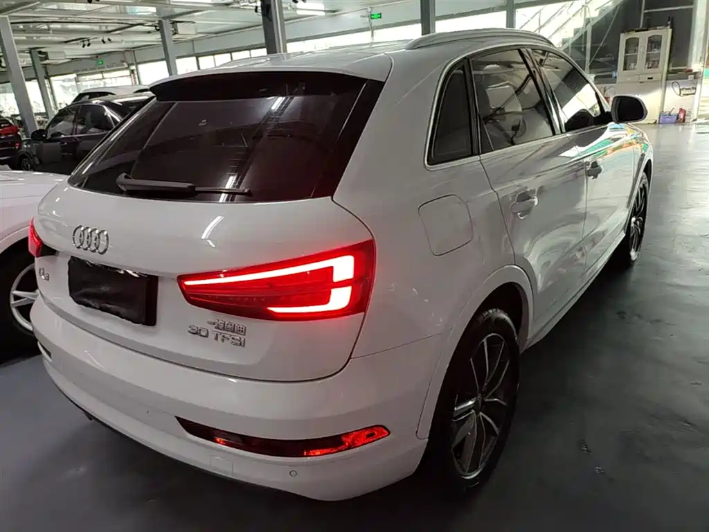 Audi Q3 2018 30th Anniversary Edition 30 TFSI Fashion фото 7