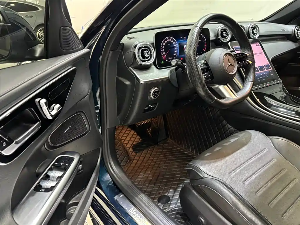 MERCEDES-BENZ CLASS C