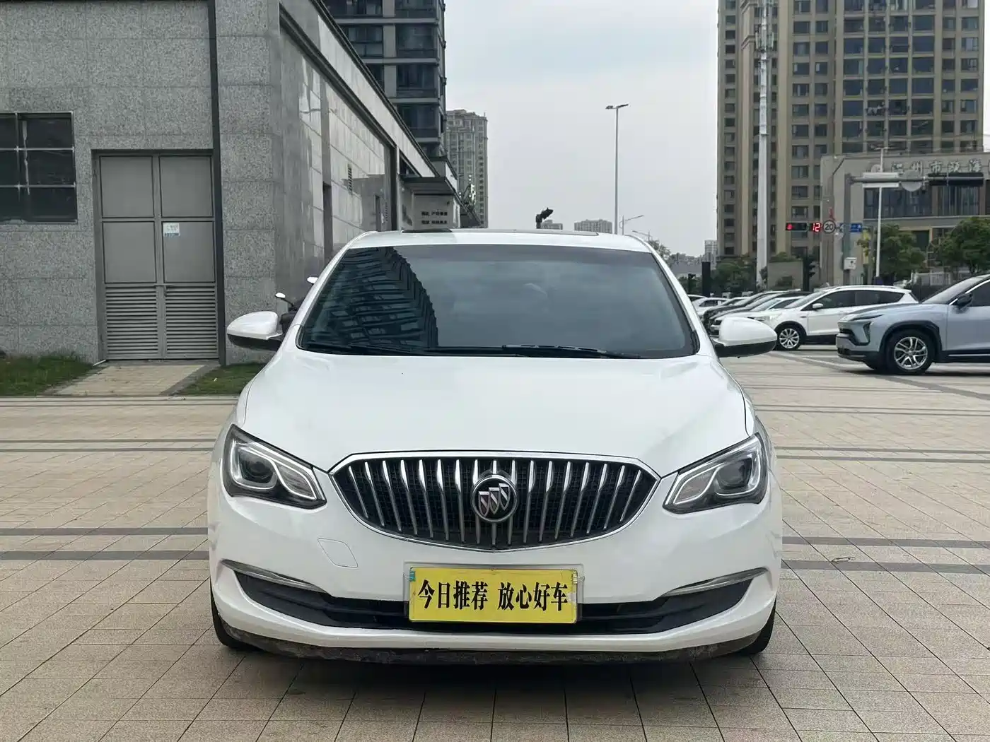 Buick Excelle 2017 15N Automatic Elite фото 2