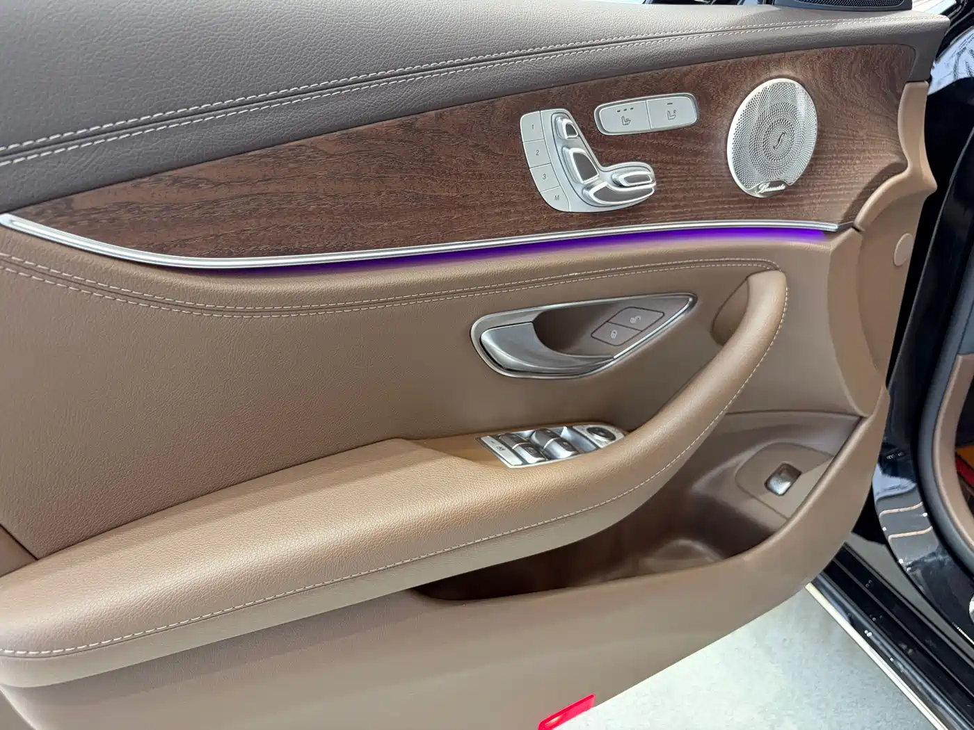 Mercedes-Benz E-Class 2022 Facelift III E 300 L Luxury фото 9