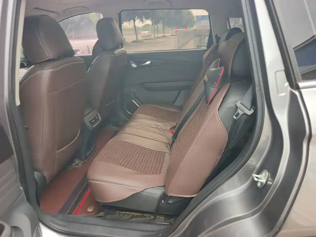 Sinotruk VGV VGV U70 2021 2021 1.5T Auto Comfort 7-seater