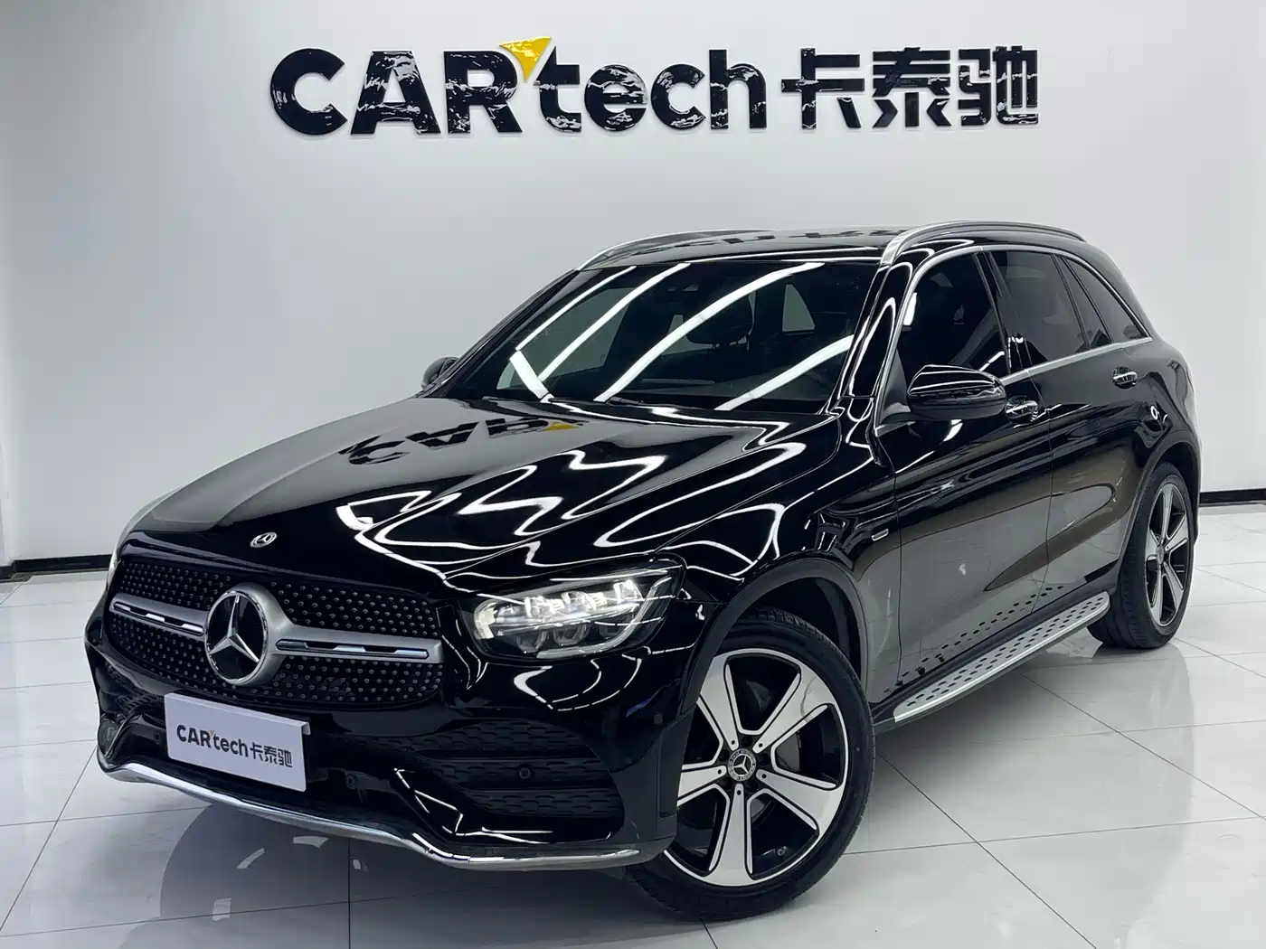 MERCEDES-BENZ GLC