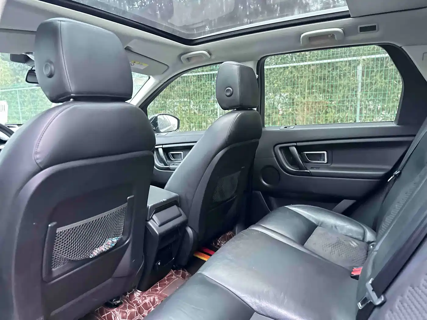 Land Rover Discovery Sport 2017 2.0T PURE фото 12