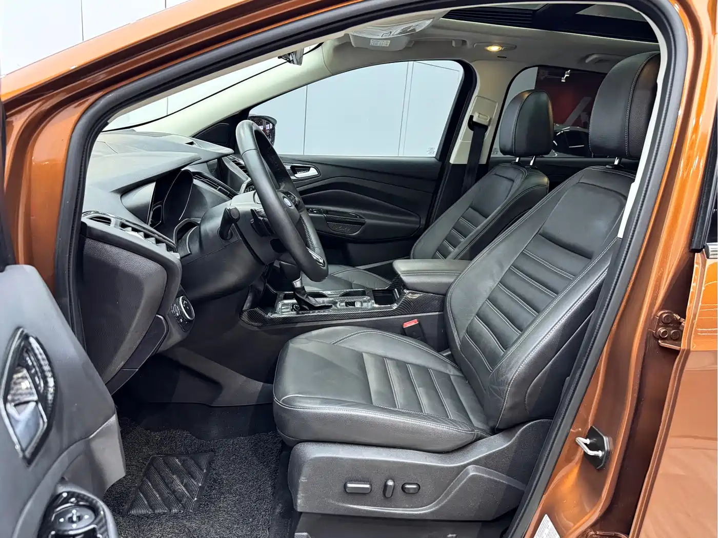 Photo 9 - Ford Kuga