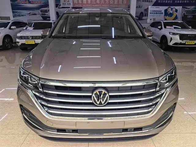 Volkswagen Viloran 380TSI, Премиум