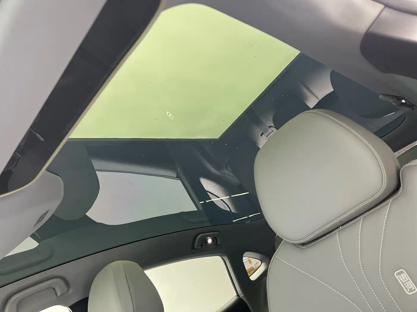 GEELY GALAXY GALAXY E8