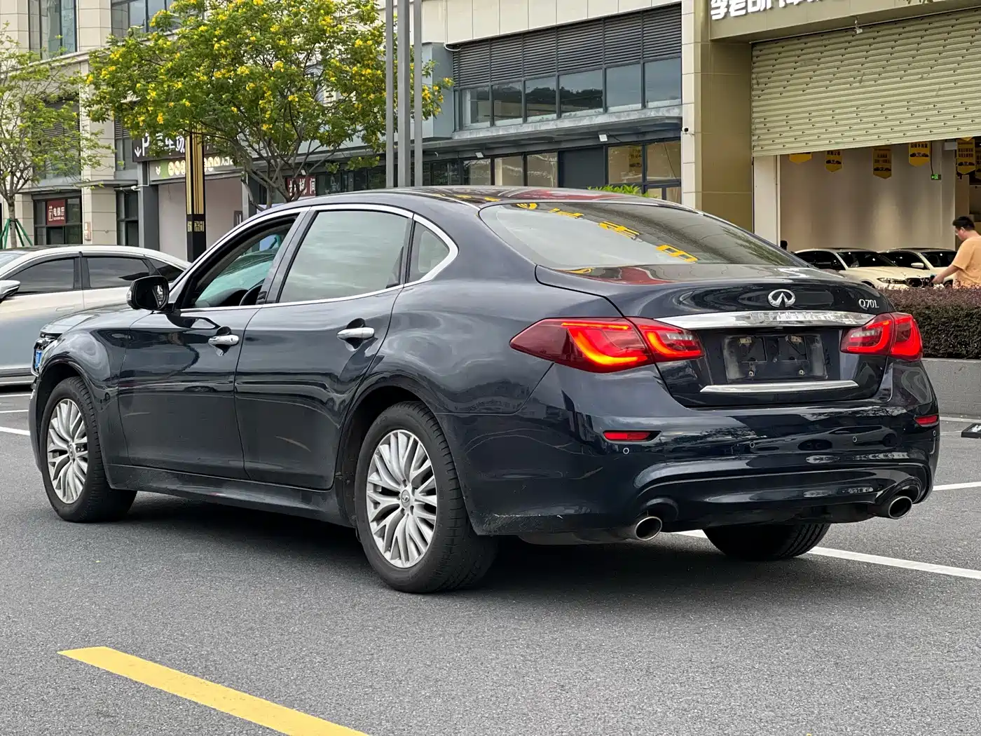 2019 Infiniti Q70