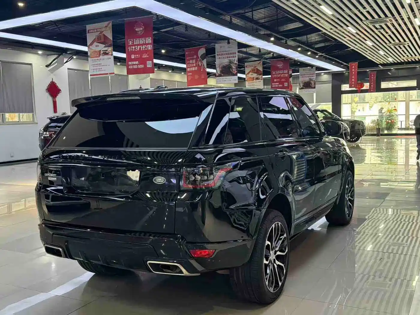 Land Rover Range Rover Sport 2014 3.0 SC V6 Trendsetting Genesis Edition фото 8