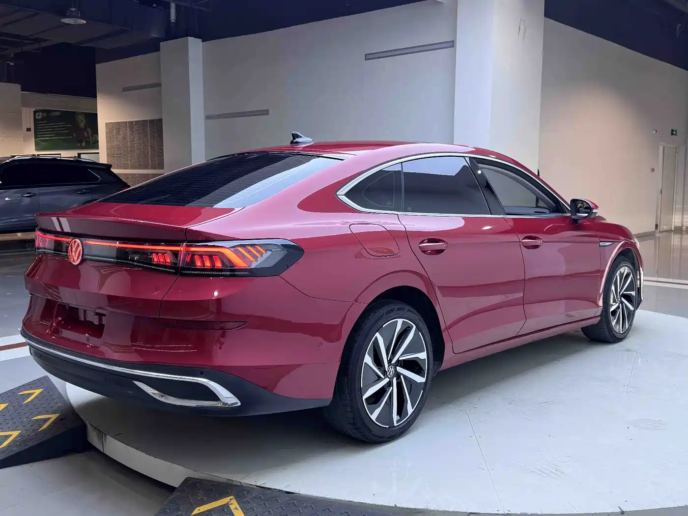 Volkswagen Lamando 2022 Lamando L 280TSI DSG Ultra Spicy Flagship фото 5