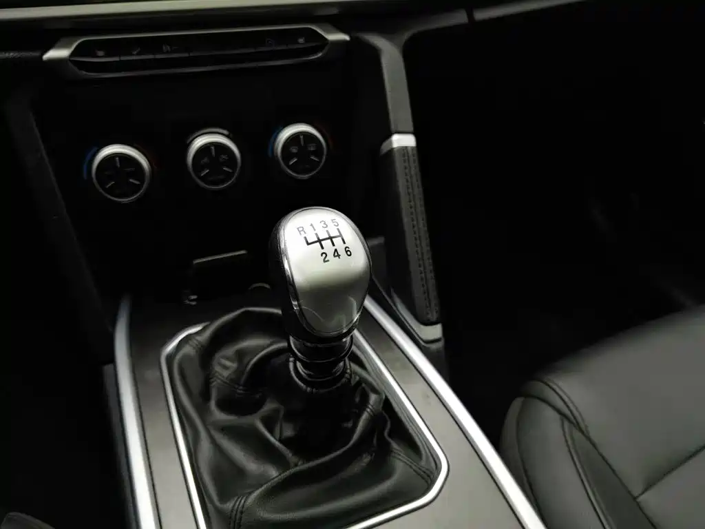 Photo 13 - Haval H6