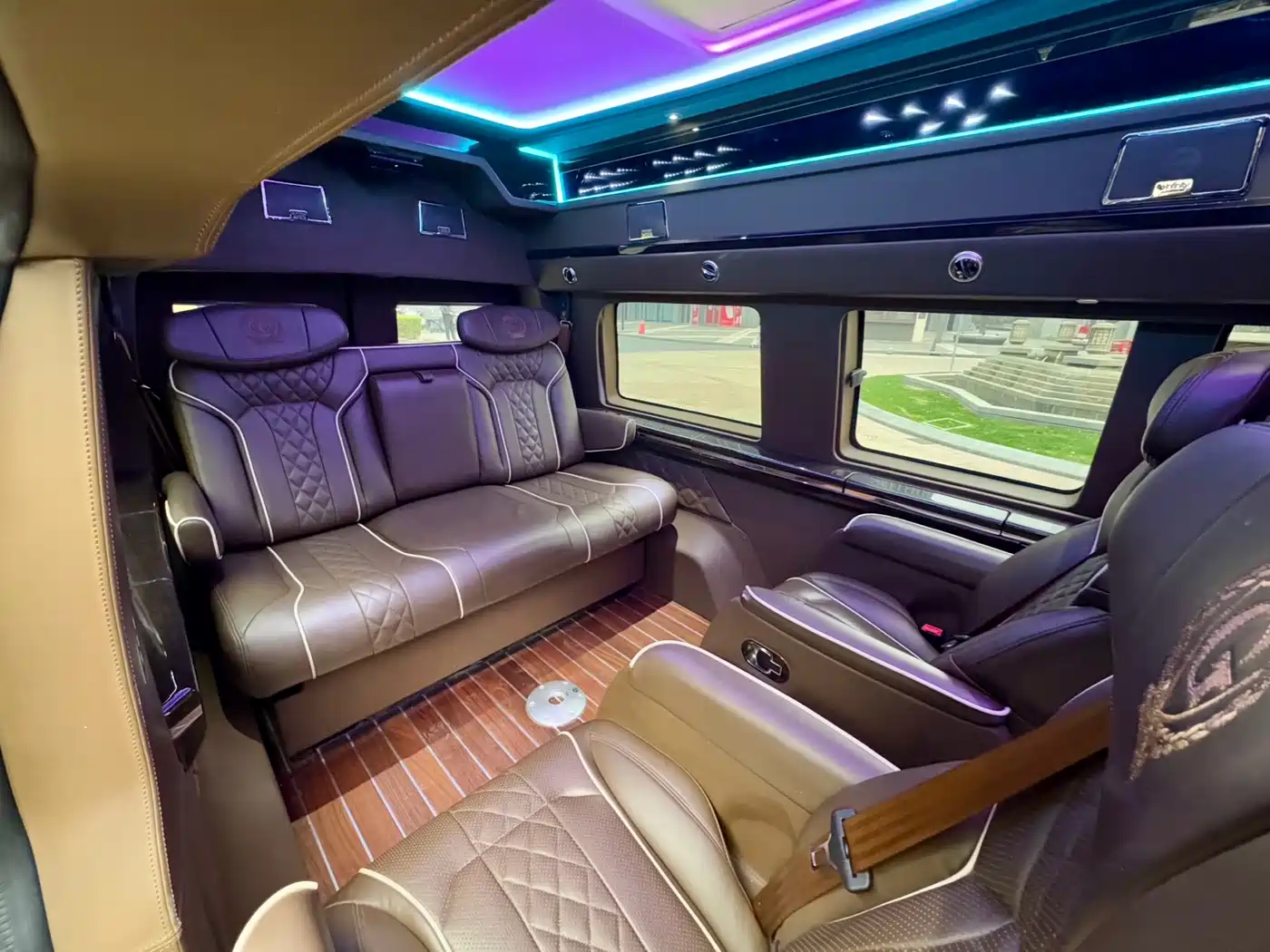 GMC Savana 2017 2017 G660 Elegance Edition