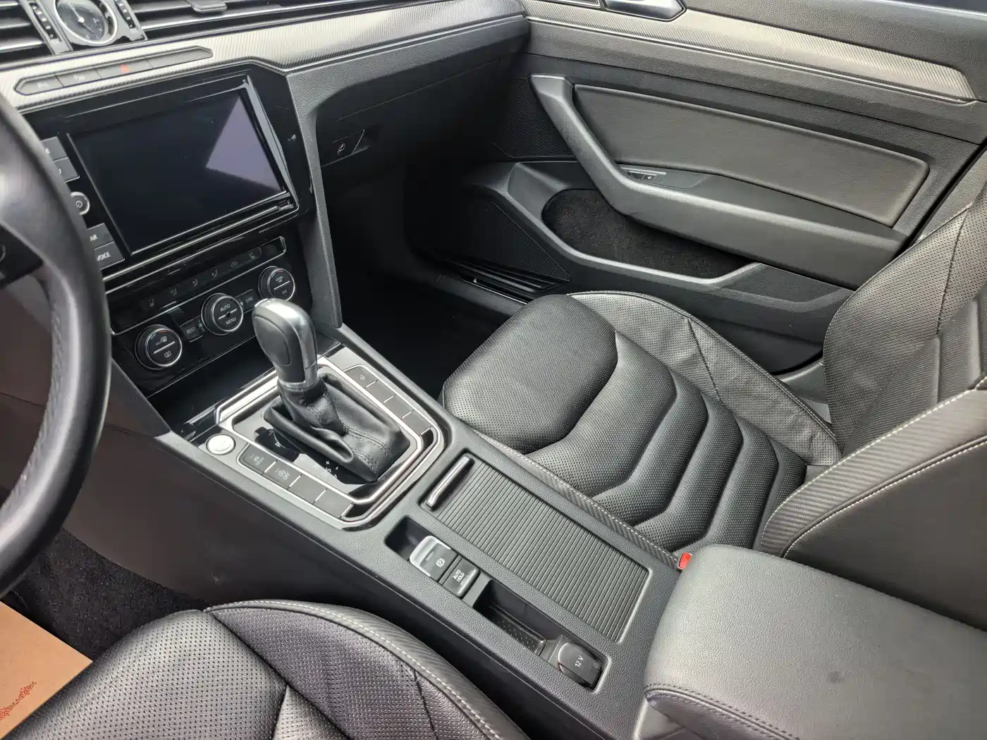 Volkswagen FAW-Volkswagen CC 2019 330TSI Charm Edition China VI фото 19