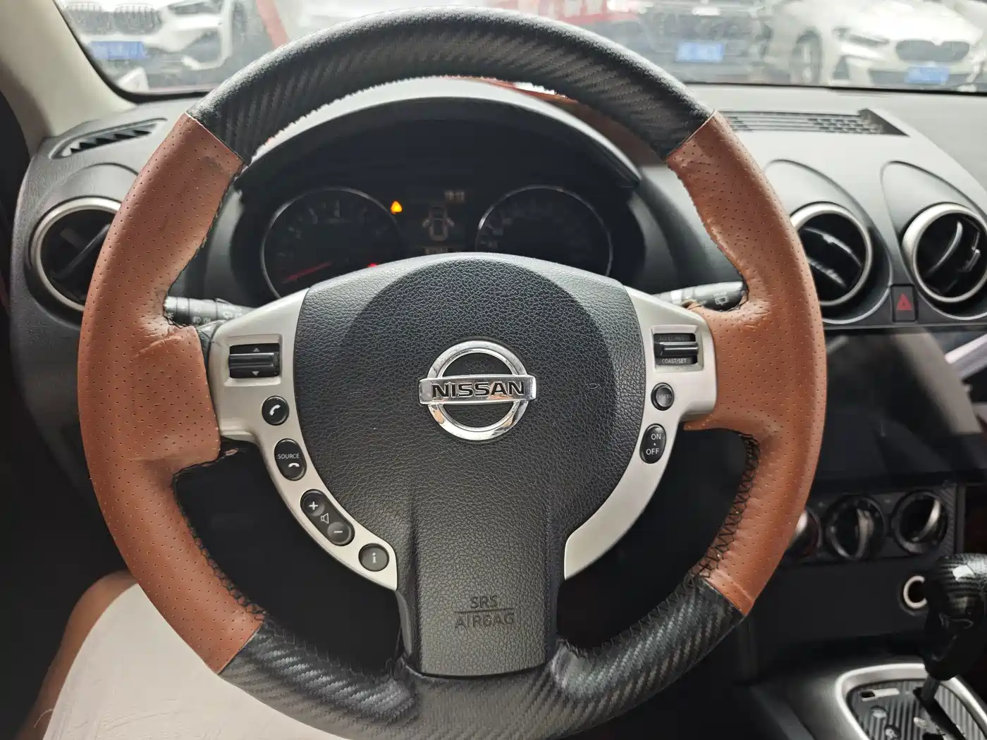 Nissan Qashqai 2012 2012 2.0XL Fire CVT 2WD