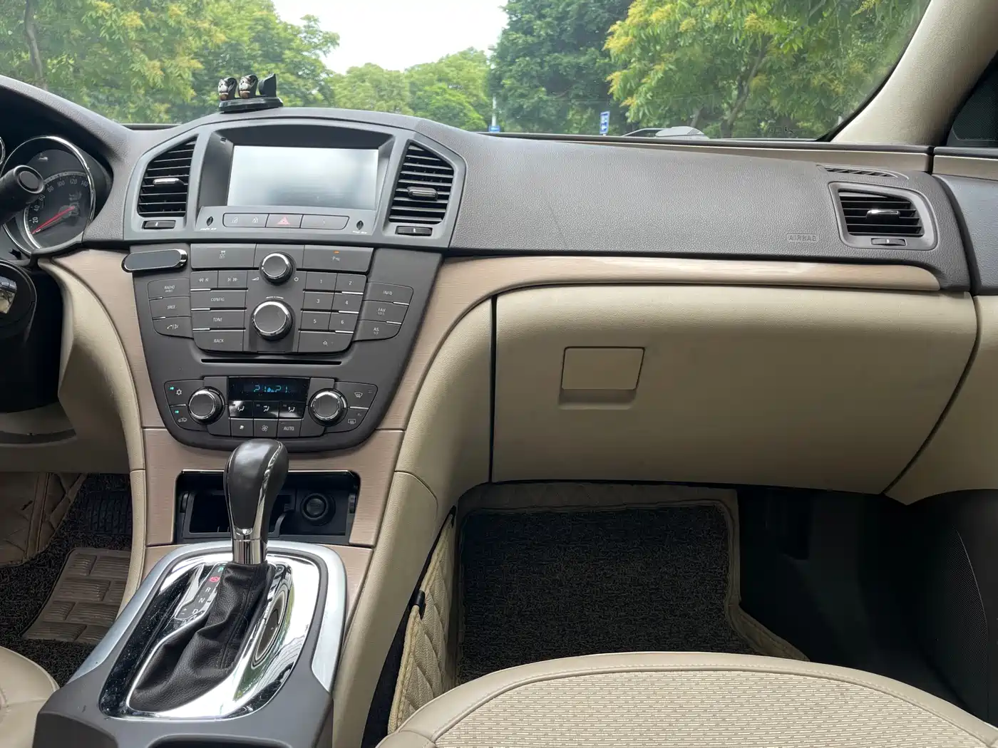 Buick Regal 2012 Model 2.0L Comfort фото 18