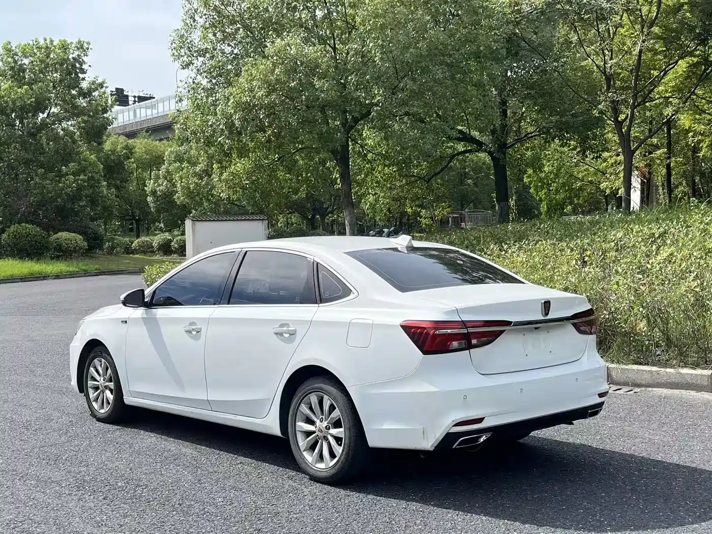 Roewe i6 2017 2017 20T Auto Internet Smart Enjoy Edition