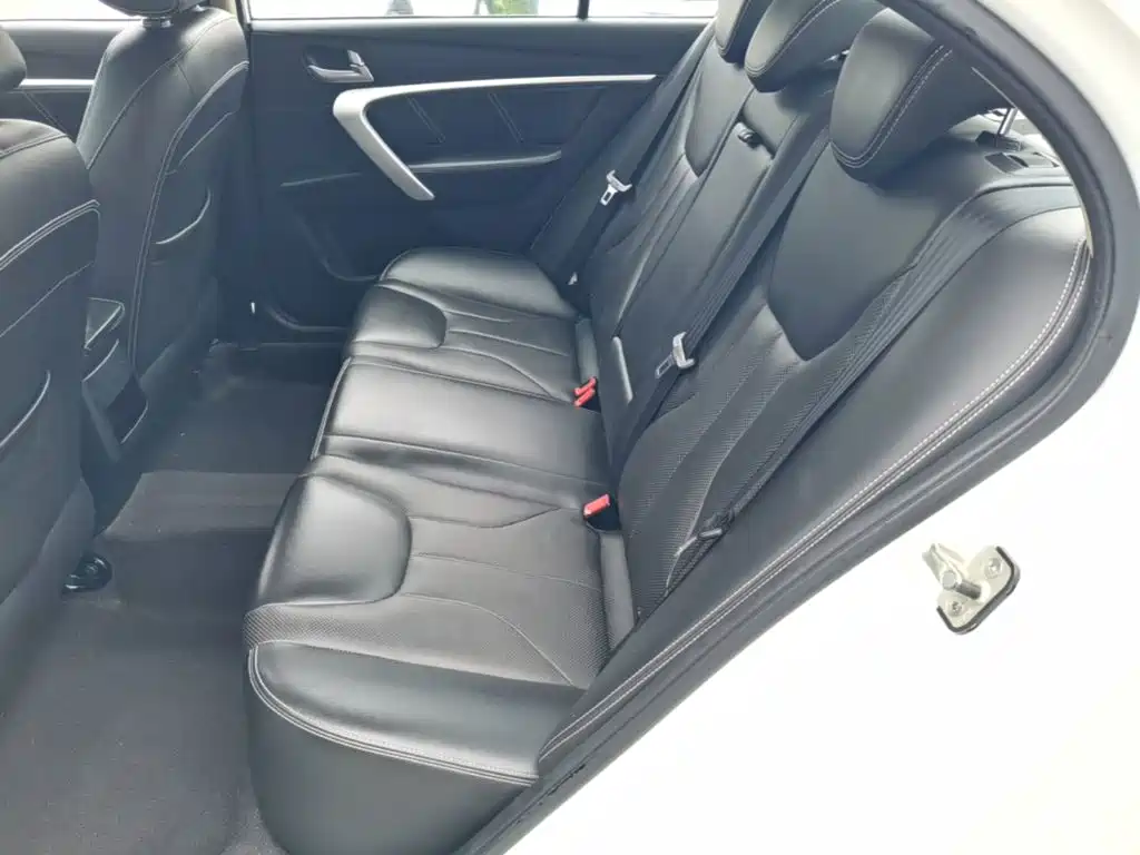 Photo 17 - Geely Emgrand