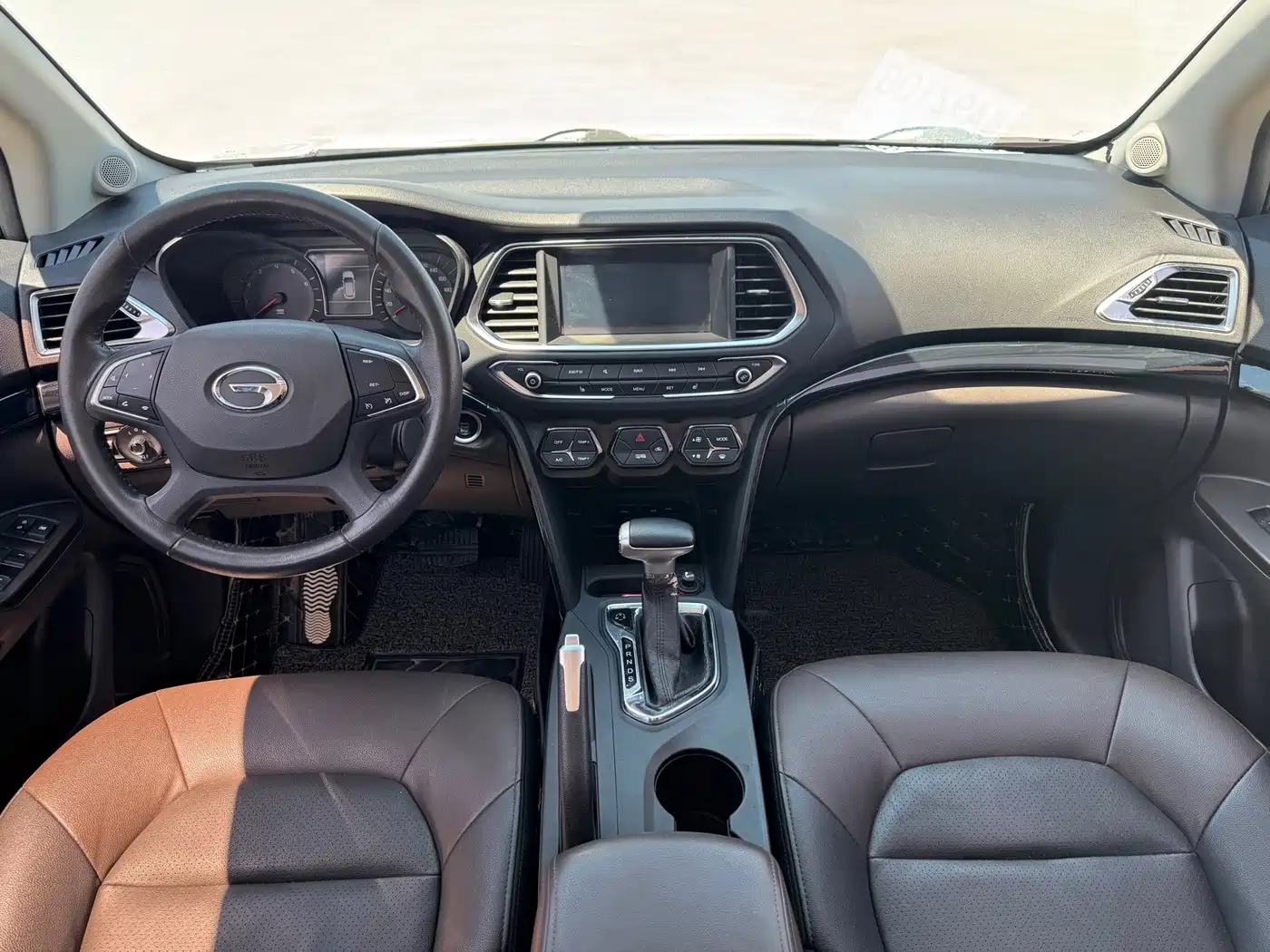GAC Trumpchi GS4 2015 2015 200T G-DCT Luxury Edition
