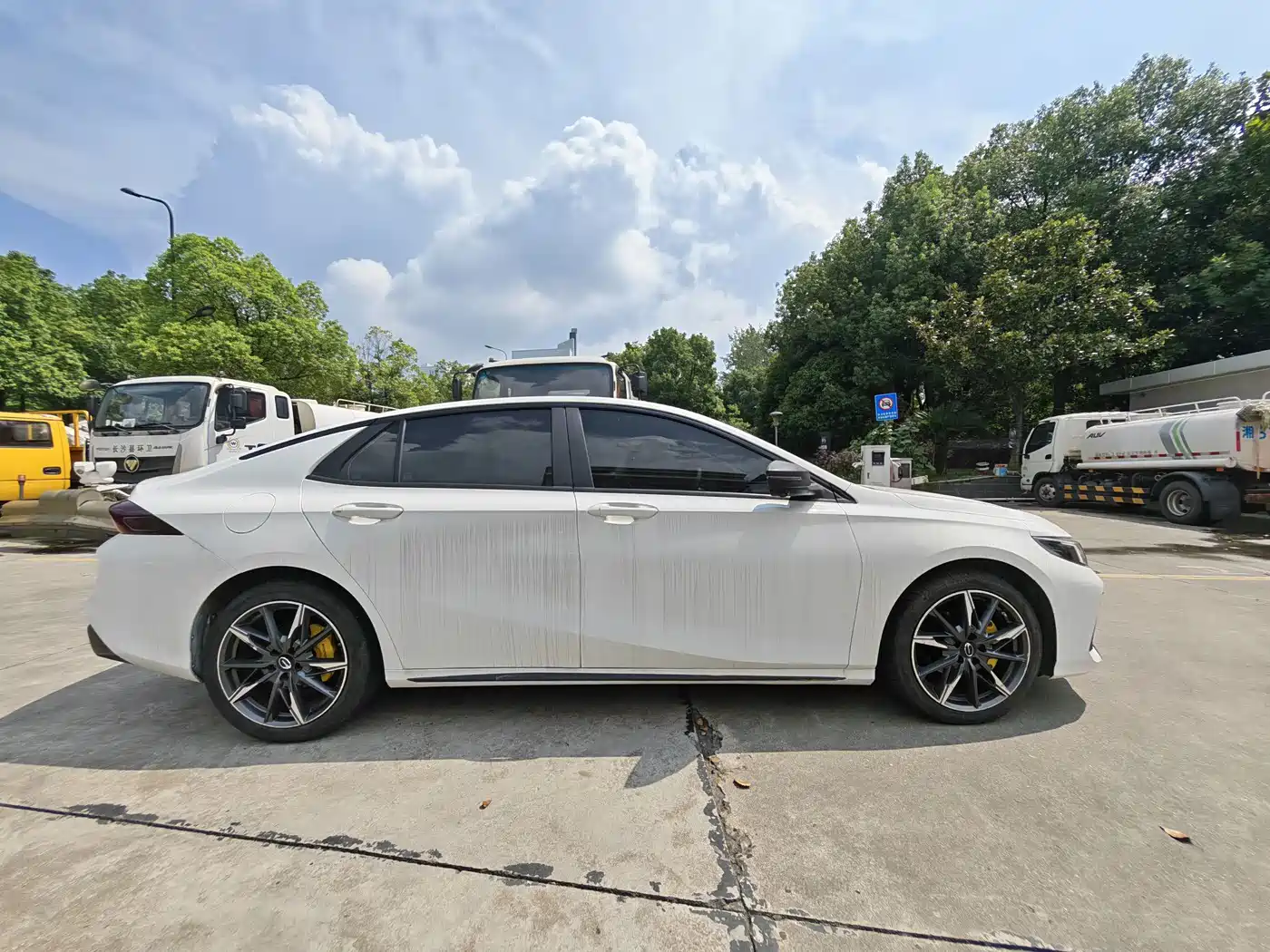 GAC Trumpchi Trumpchi Emkoo 2024 2023 270T DCT J16 Edition