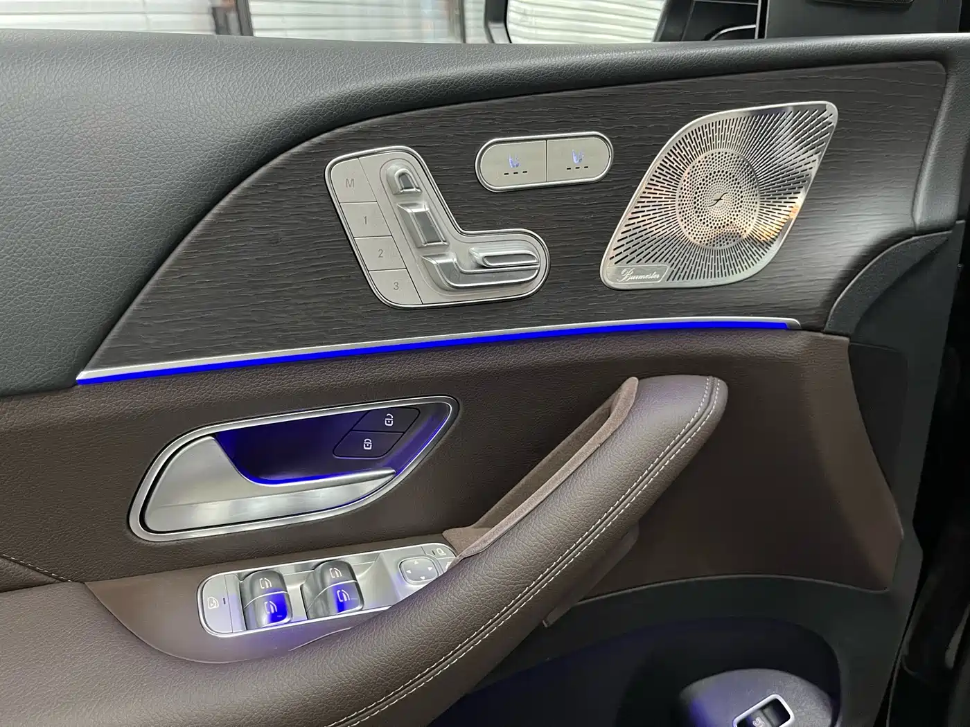 Mercedes-Benz GLE 2023 GLE 450 4MATIC Luxury фото 23