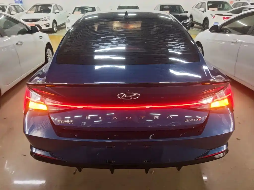 صورة 6 - Hyundai Elantra