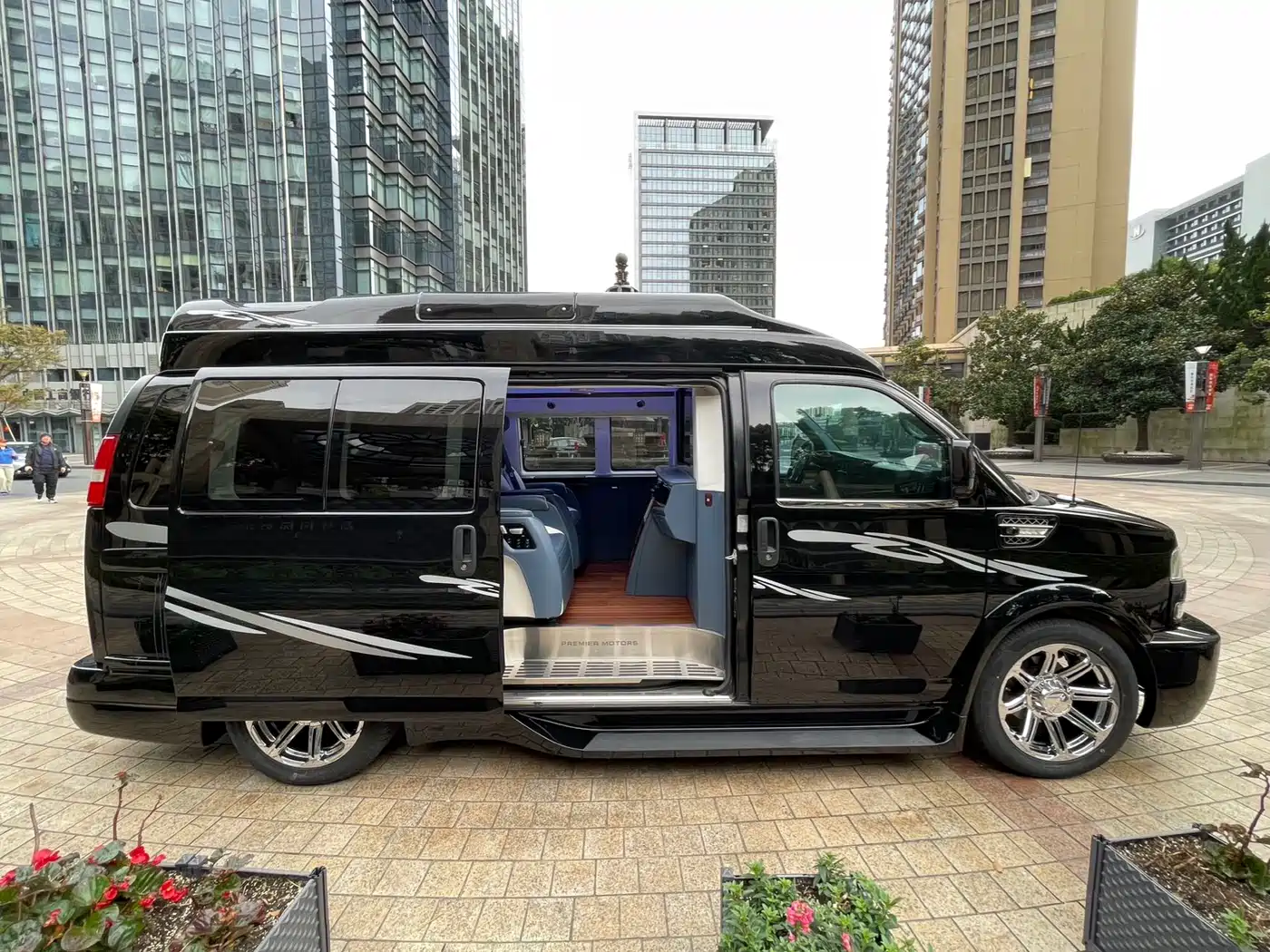 GMC Savana 2015 2015 5.3L G660S 4WD Elegance Edition