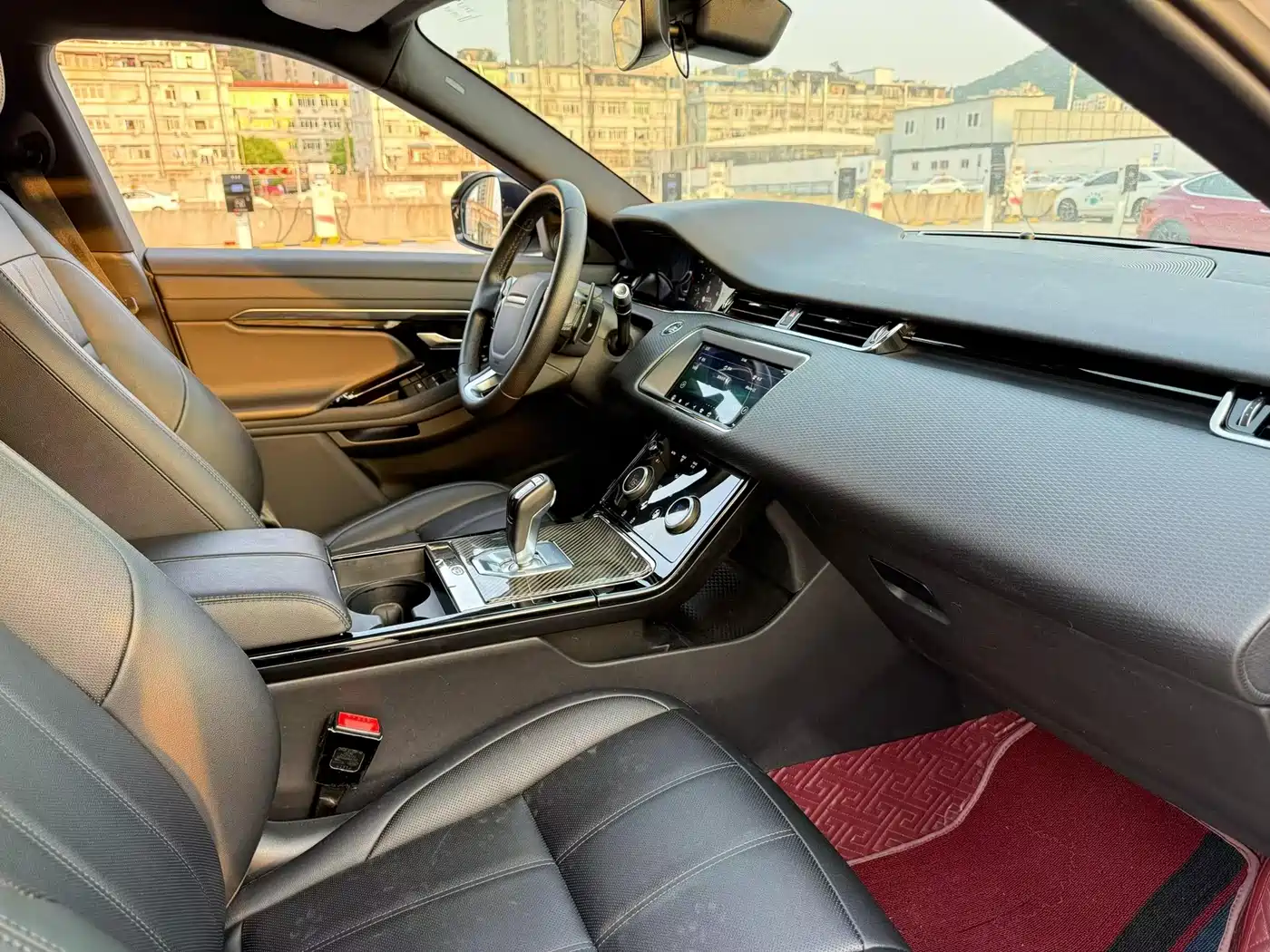 Land Rover Range Rover Evoque 2020 249PS R-DYNAMIC S Sport Edition фото 8