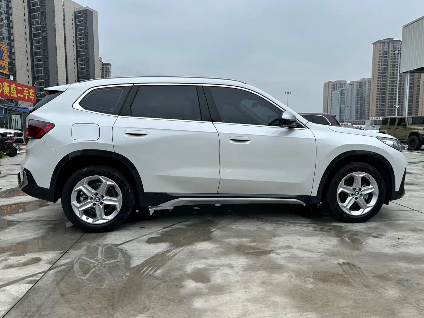 BMW X1 2023 sDrive20Li X Design Package фото 8