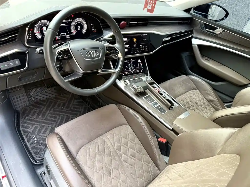 Audi A7L 2022 45 TFSI quattro S-line Paladin фото 3