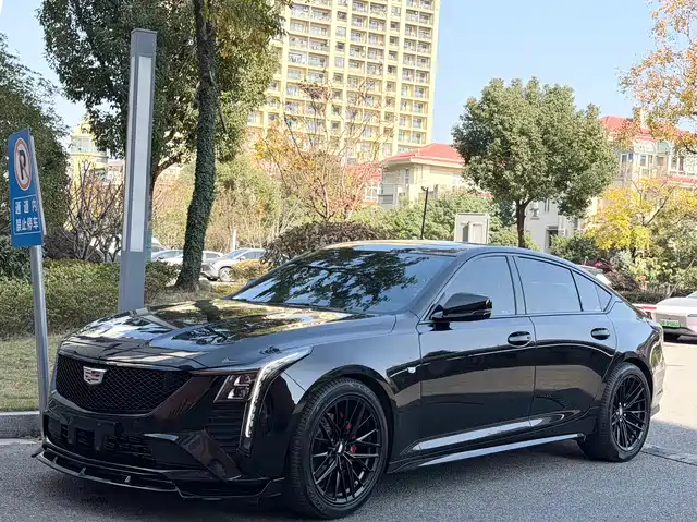 CADILLAC CT5