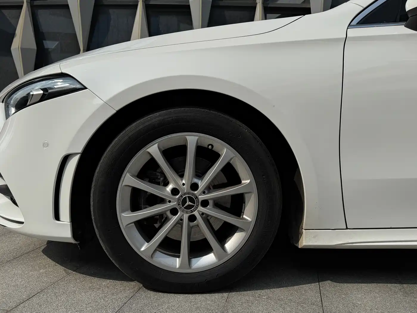 Mercedes-Benz A-Class 2019 A 200 L Sport Sedan фото 4
