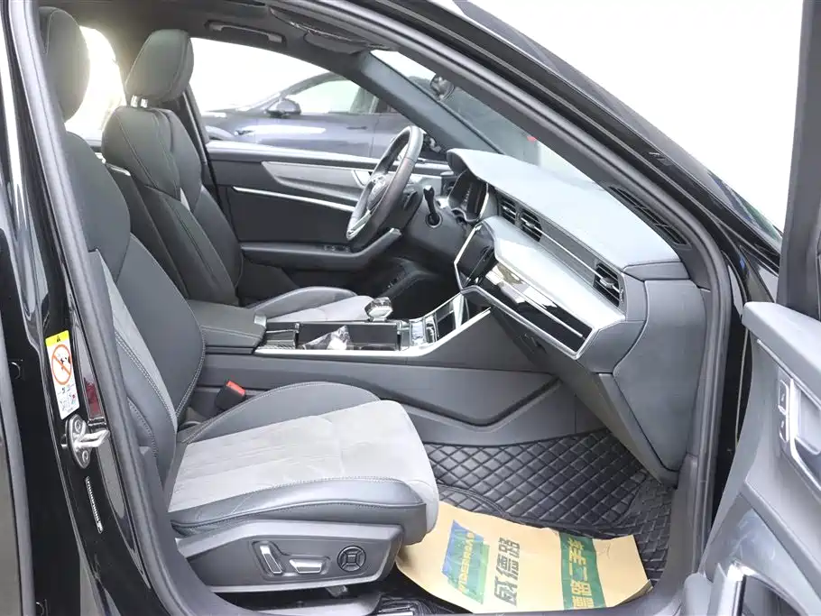 Audi A6L 2023 Facelift 40 TFSI Luxury Dynamic фото 19