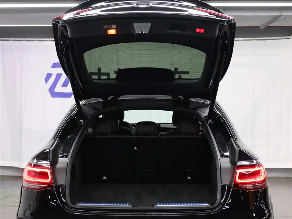 Mercedes-Benz GLC Coupe AMG 2022 AMG GLC 43 4MATIC Coupe SUV фото 25