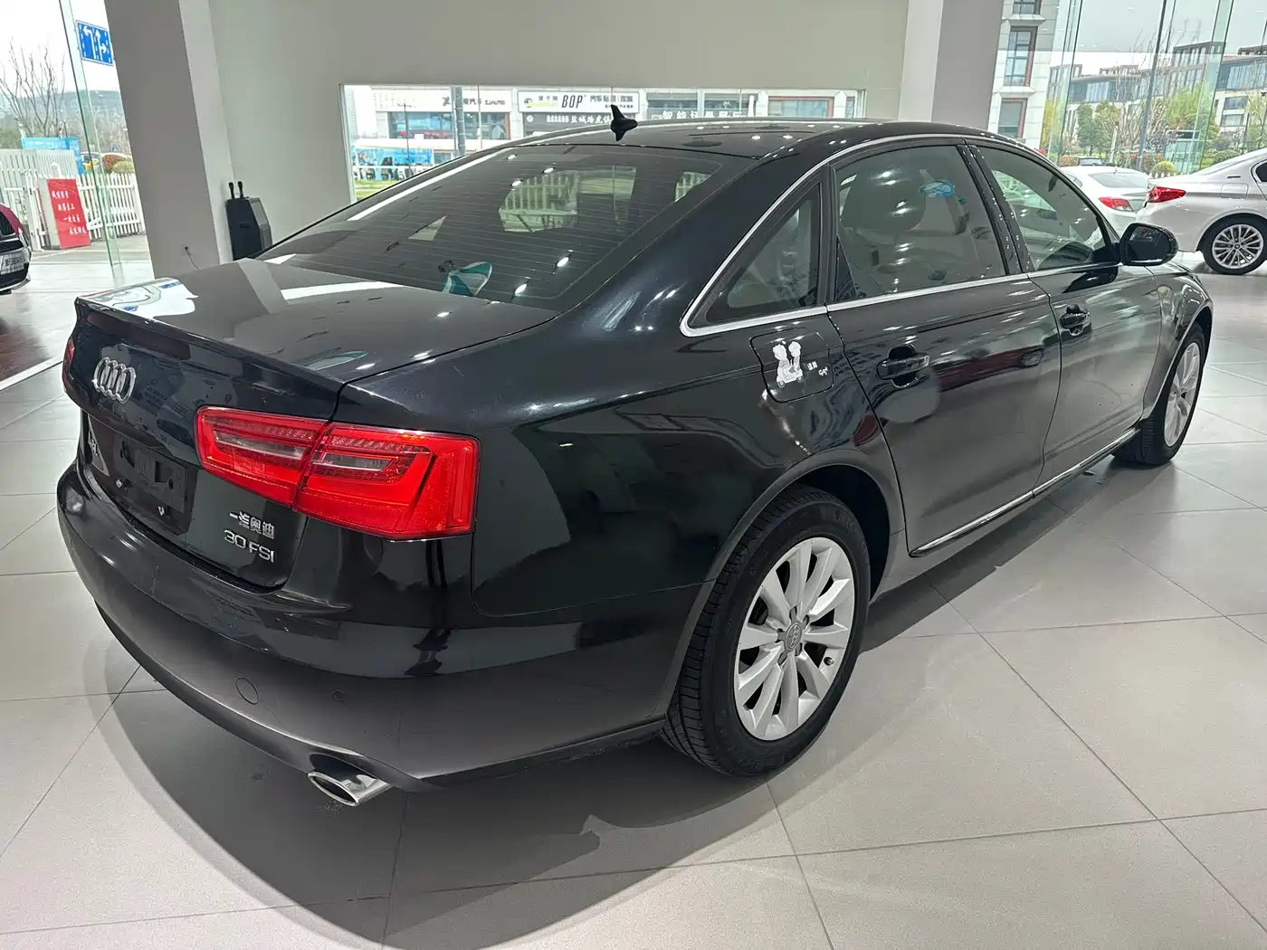 Audi A6L 2014 30 FSI Comfort фото 8