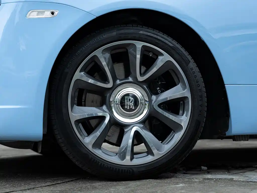 Фото 8 - Rolls-Royce Wraith