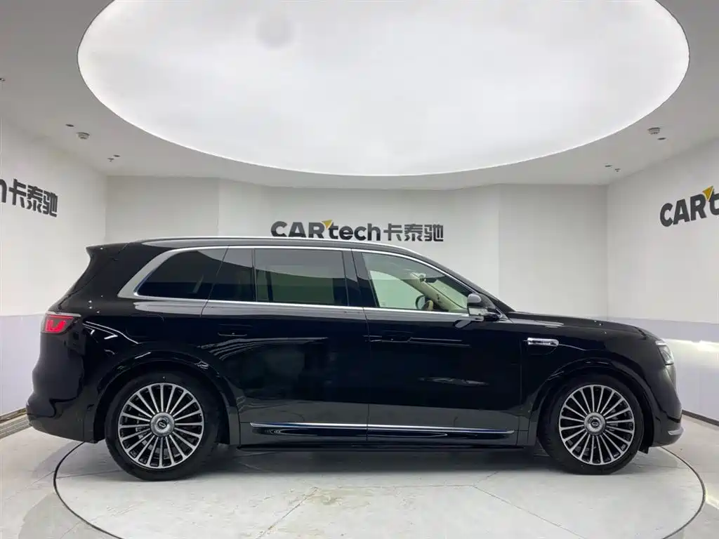 AITO Wenjie AITO M8 2025 Extended Range Ultra 53.4kWh 6-Seater фото 4